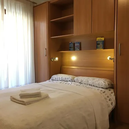 Nona, Flat 7 With Swimming Pool Daire *